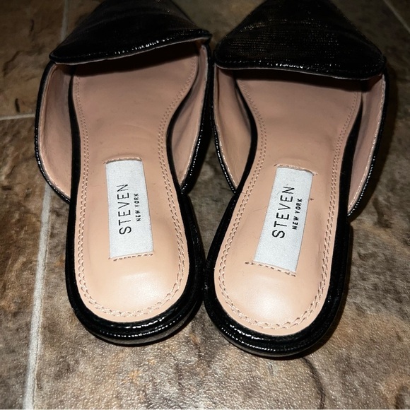 NEW Steven by Steve Madden Heidie Black Textured Slip On Pointed Toe Mule Flats - Picture 5 of 10